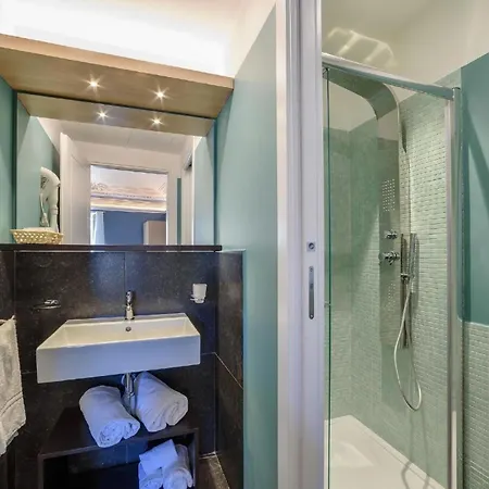 Achille, Mit Blick Auf Den Duomo Apartamento